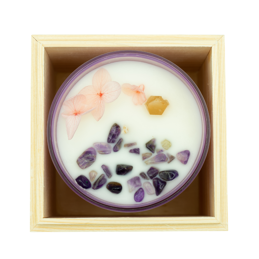 Lavender & Vanilla Candle Detail top down