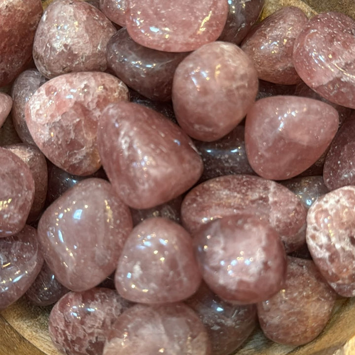 Strawberry Quartz (Tumbled)