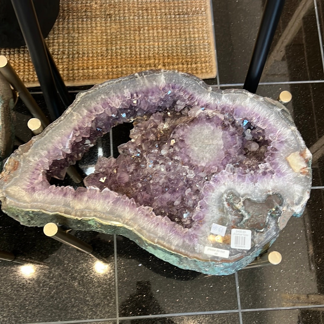 Amethyst Table