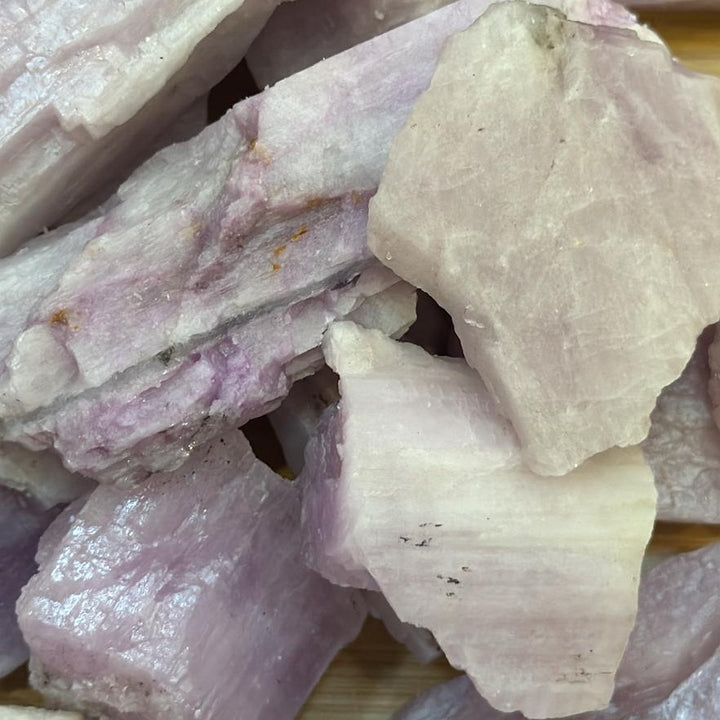 Kunzite (Raw)