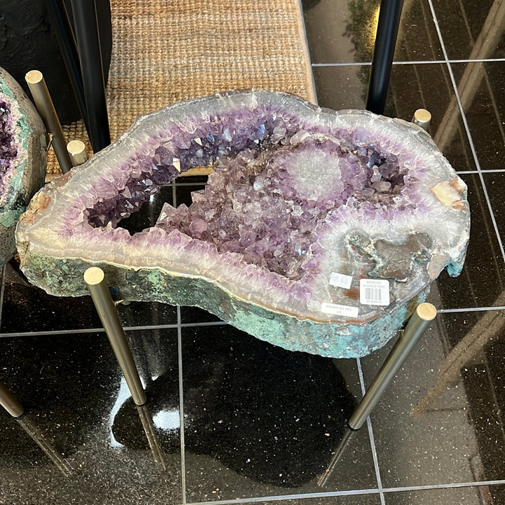 Amethyst Table