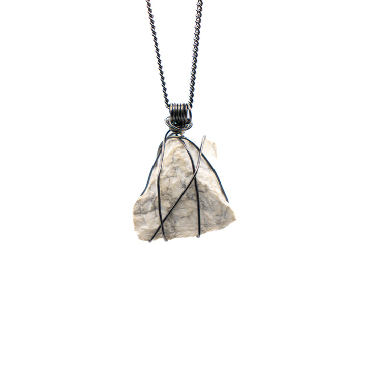 Howlite (Necklace)