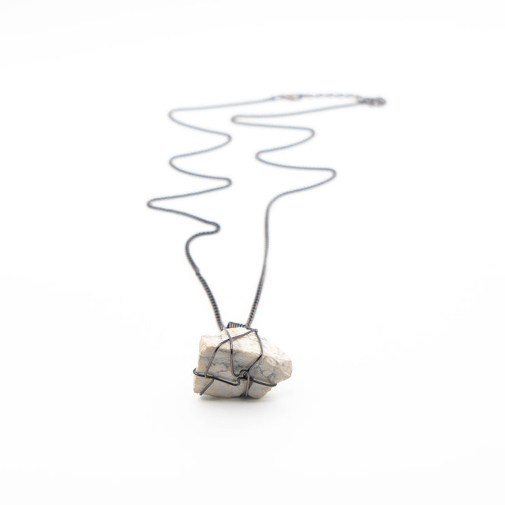 Howlite (Necklace)