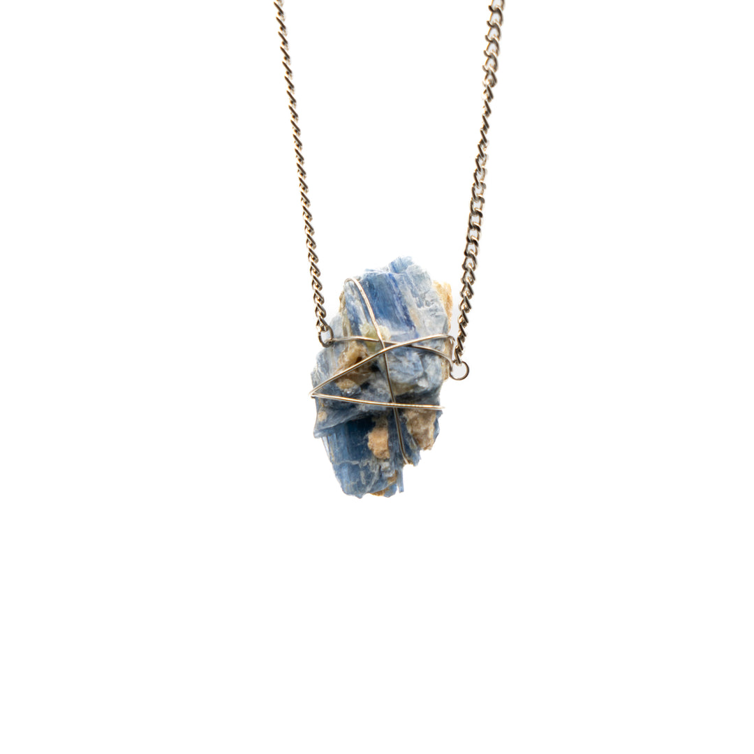 Kyanite (Necklace)