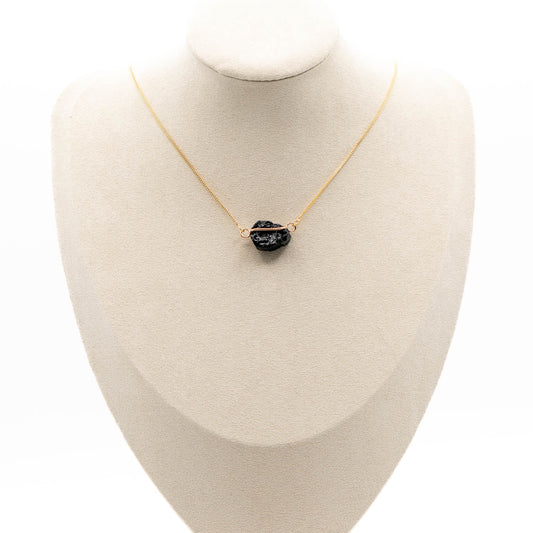 Black Tourmaline (Hug Gold Necklace)