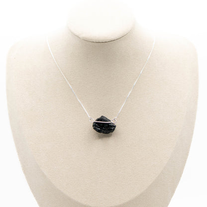 Black Tourmaline (Hug Silver Necklace)